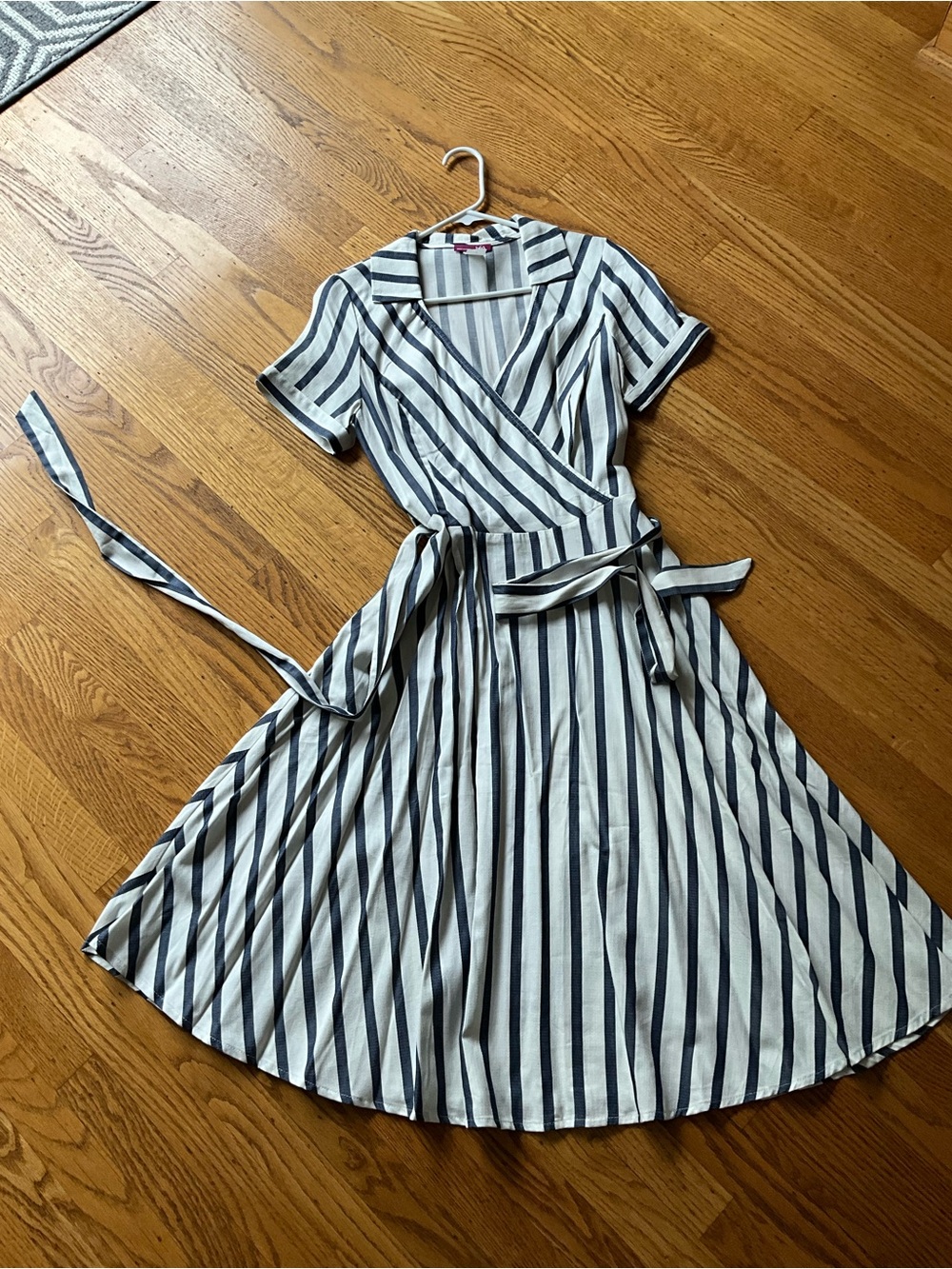 NWT Ixia Striped Wrap Midi Dress in White and Blue with Tie Waist - Picture 3 of 9